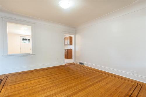 125 Melrose Avenue N, Hamilton, ON - Indoor Photo Showing Other Room