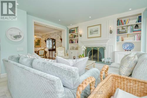 16 Noel Avenue, Toronto (Leaside), ON - Indoor Photo Showing Living Room With Fireplace