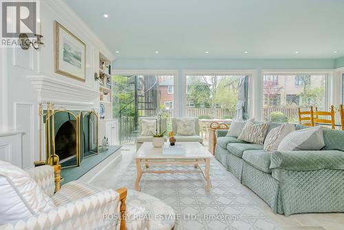 16 Noel Avenue, Toronto (Leaside), ON - Indoor Photo Showing Living Room