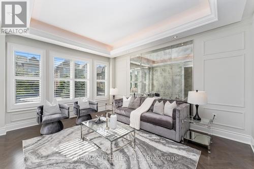 96 Port Royal Avenue, Vaughan, ON - Indoor Photo Showing Living Room