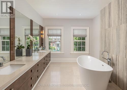 161 Alexandra Boulevard, Toronto (Lawrence Park South), ON - Indoor Photo Showing Bathroom