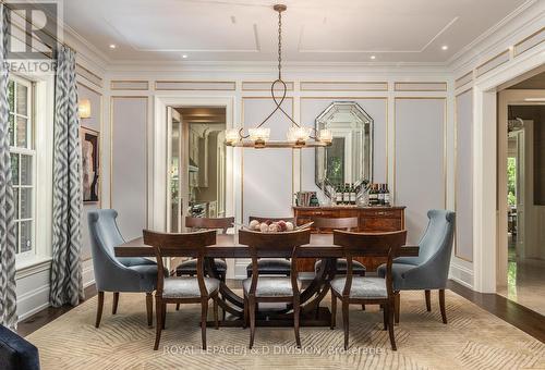 161 Alexandra Boulevard, Toronto, ON - Indoor Photo Showing Dining Room