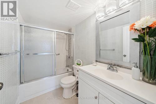 511 - 8111 Yonge Street, Markham, ON - Indoor Photo Showing Bathroom