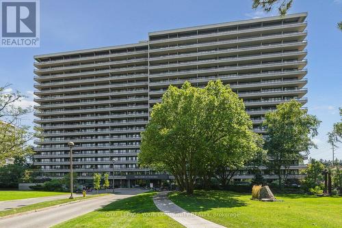 511 - 8111 Yonge Street, Markham, ON - Outdoor With Balcony