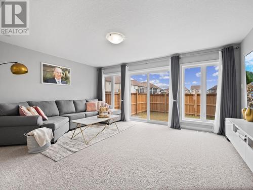 63 John Brabson Crescent, Guelph, ON - Indoor Photo Showing Living Room