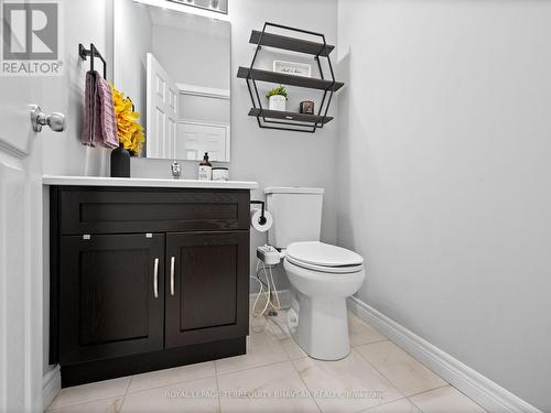 63 John Brabson Crescent, Guelph, ON - Indoor Photo Showing Bathroom