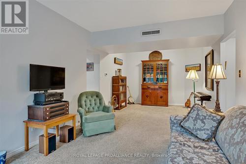 107 - 40 Auburn Street, Peterborough (Ashburnham), ON - Indoor Photo Showing Living Room