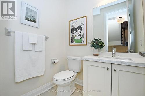 62 Duncombe Lane, Richmond Hill, ON - Indoor Photo Showing Bathroom