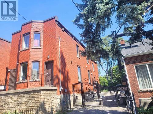 3 - 221 River Street, Toronto (Cabbagetown-South St. James Town), ON - Outdoor