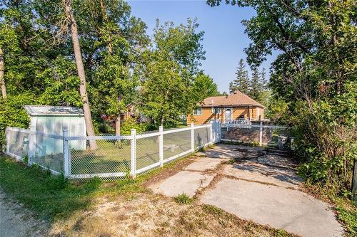 428 Epsilon Avenue, Winnipeg Beach, MB - Outdoor