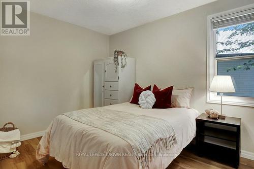 17 Liberty Drive, Cambridge, ON - Indoor Photo Showing Bedroom