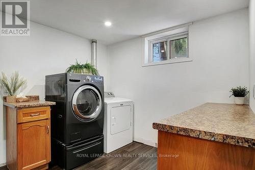 17 Liberty Drive, Cambridge, ON - Indoor Photo Showing Laundry Room