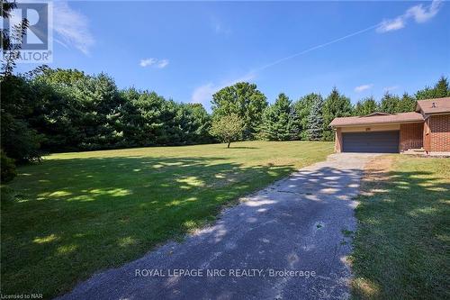 489 Memorial Drive, Pelham, ON - Outdoor