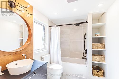 3035 Ilomar Crescent, Mississauga, ON - Indoor Photo Showing Bathroom