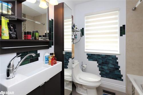 32 Coniston Avenue, Brampton, ON - Indoor Photo Showing Bathroom