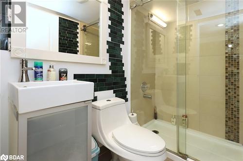 32 Coniston Avenue, Brampton, ON - Indoor Photo Showing Bathroom