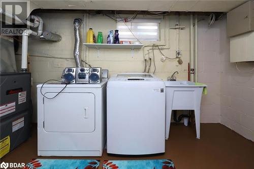 32 Coniston Avenue, Brampton, ON - Indoor Photo Showing Laundry Room