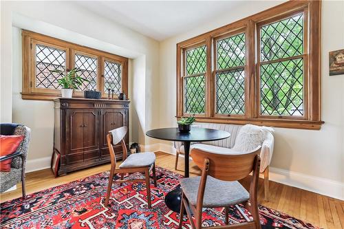 607 Locust Street, Burlington, ON - Indoor Photo Showing Dining Room