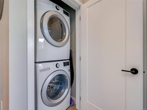 608-967 Whirlaway Cres, Langford, BC - Indoor Photo Showing Laundry Room