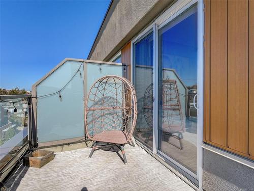 608-967 Whirlaway Cres, Langford, BC - Outdoor With Balcony With Exterior