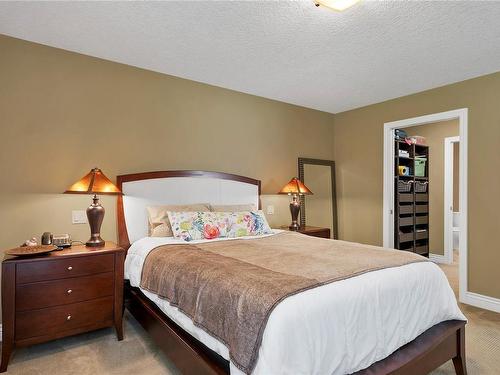 14-2006 Sierra Dr, Campbell River, BC - Indoor Photo Showing Bedroom