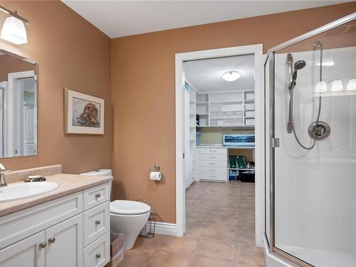 14-2006 Sierra Dr, Campbell River, BC - Indoor Photo Showing Bathroom