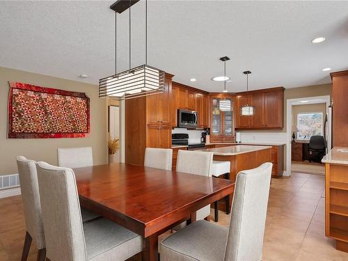 14-2006 Sierra Dr, Campbell River, BC - Indoor Photo Showing Dining Room