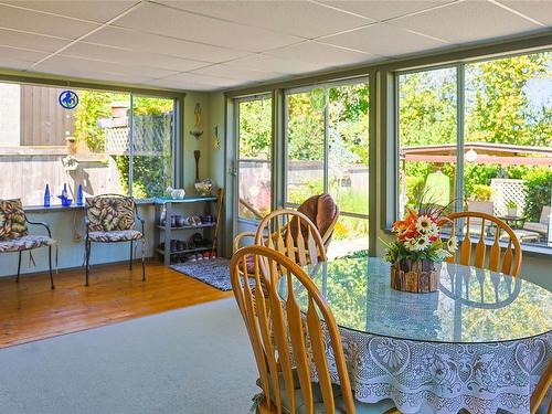 1 & 2-123 6Th Ave West, Qualicum Beach, BC - Indoor Photo Showing Dining Room