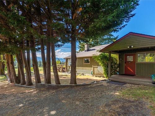 5248 Island Hwy North, Courtenay, BC 