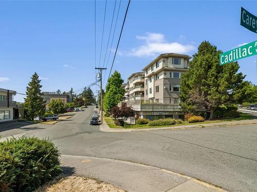 1-40 Cadillac Ave, Saanich, BC 