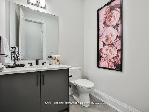 2302 Hyacinth Cres, Oakville, ON - Indoor Photo Showing Bathroom