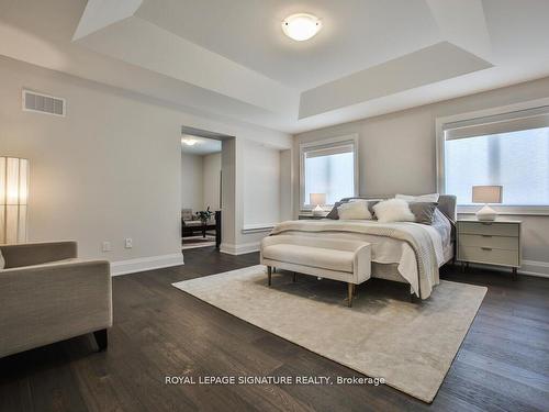 2302 Hyacinth Cres, Oakville, ON - Indoor Photo Showing Bedroom