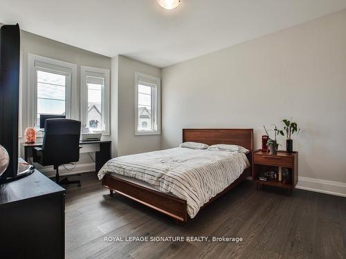 2302 Hyacinth Cres, Oakville, ON - Indoor Photo Showing Bedroom