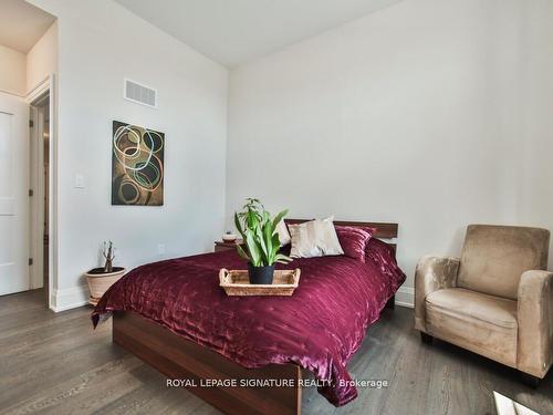 2302 Hyacinth Cres, Oakville, ON - Indoor Photo Showing Bedroom