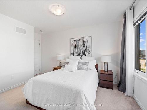 10-1125 Legar Way, Milton, ON - Indoor Photo Showing Bedroom