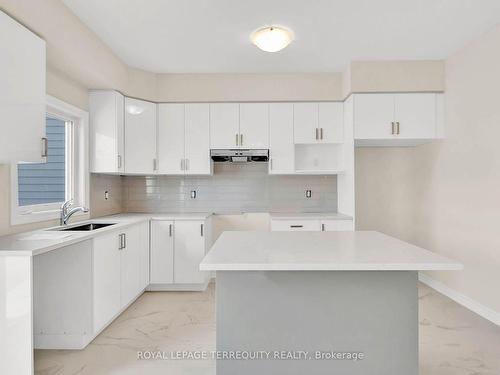 230 Beechwood Forest Lane, Gravenhurst, ON - Indoor Photo Showing Kitchen