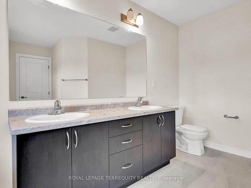 230 Beechwood Forest Lane, Gravenhurst, ON - Indoor Photo Showing Bathroom