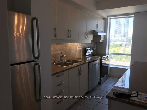 911W-500 Queens Quay W, Toronto, ON - Indoor Photo Showing Kitchen With Stainless Steel Kitchen With Double Sink