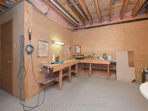 245 Penetanguishene Rd N, Oro-Medonte, ON - Indoor Photo Showing Other Room