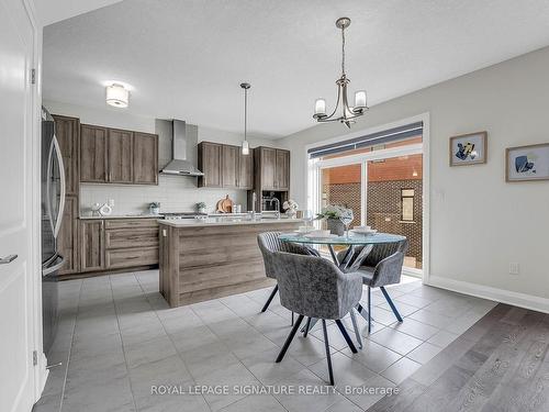 7 Carina St E, Kitchener, ON - Indoor