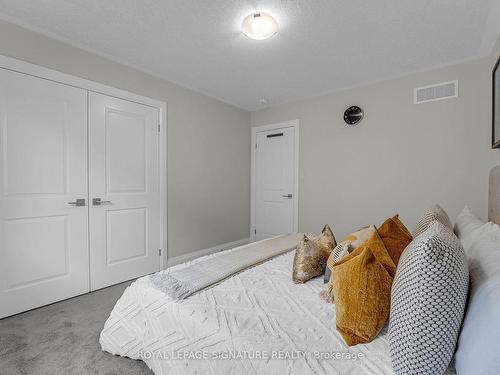 7 Carina St E, Kitchener, ON - Indoor Photo Showing Bedroom