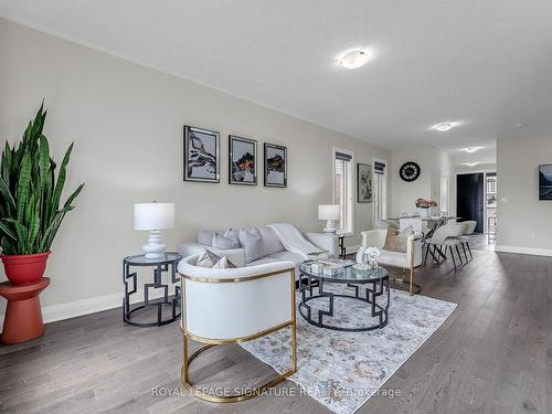 7 Carina St E, Kitchener, ON - Indoor Photo Showing Living Room