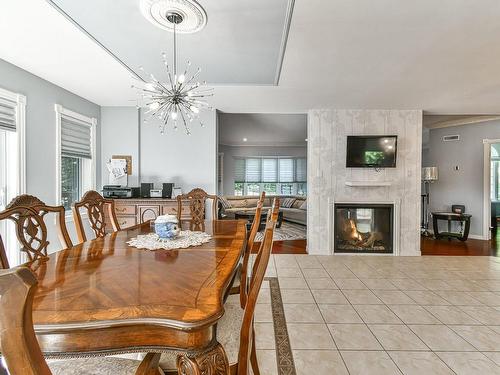 Dining room - 194 Ch. Cambria, Gore, QC - Indoor Photo Showing Dining Room With Fireplace