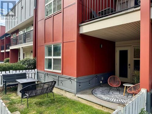 1481 Glenmore Road N Unit# 210, Kelowna, BC - Outdoor With Exterior