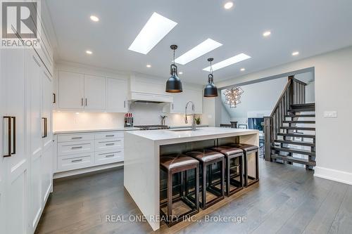 1386 Willowdown Road, Oakville, ON - Indoor Photo Showing Kitchen