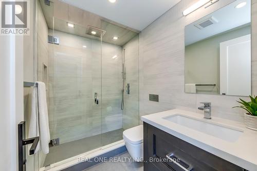 1386 Willowdown Road, Oakville, ON - Indoor Photo Showing Bathroom