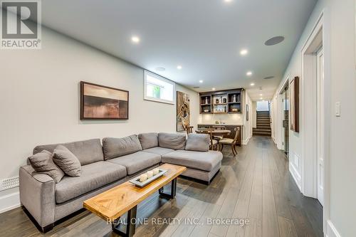 1386 Willowdown Road, Oakville, ON - Indoor Photo Showing Living Room