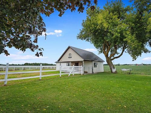 Stable - 150Z  - Cz Ch. De Sand Bay, Clarendon, QC 