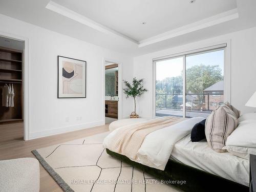 34 Edgecroft Rd, Toronto, ON - Indoor Photo Showing Bedroom