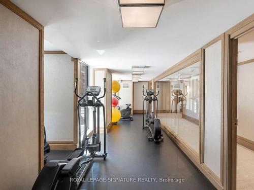 1115-830 Lawrence Ave W, Toronto, ON - Indoor Photo Showing Gym Room